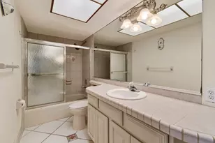 907 Marina Dr, North Palm Beach, FL 33408 - Photo 22