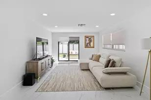 625 W 2nd St, Riviera Beach, FL 33404 - Photo 4