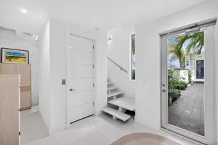244 Garden Ct, Lauderdale by the Sea, FL 33308 - Photo 10
