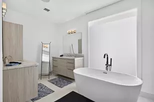 244 Garden Ct, Lauderdale by the Sea, FL 33308 - Photo 34
