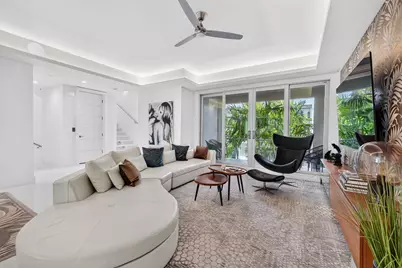 244 Garden Court, Lauderdale by the Sea, FL 33308 - Photo 14