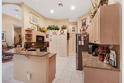2191 SW 131st Terrace, Davie, FL 33325 - Photo 18