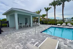 475 Salisbury Cir, Fort Pierce, FL 34982 - Photo 26