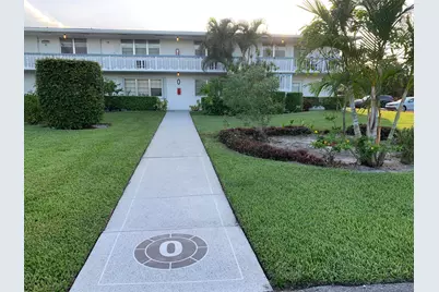 344 Norwich O, West Palm Beach, FL 33417 - Photo 2