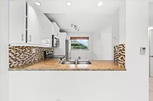1831 Sabal Palm Dr, Davie, FL 33324 - Photo 8