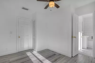 180 W 15th Street, Riviera Beach, FL 33404 - Photo 14