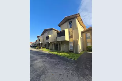 11101 Royal Palm Boulevard #213, Coral Springs, FL 33065 - Photo 2