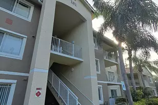 181 SW Palm Dr, Port Saint Lucie, FL 34986 - Photo 1