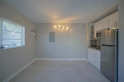 640 NE 7th Avenue #13, Fort Lauderdale, FL 33304 - Photo 2