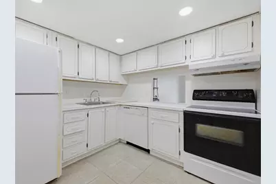 480 Executive Center Drive #1C, West Palm Beach, FL 33401 - Photo 8
