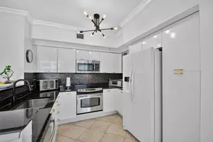 625 Casa Loma Blvd, Boynton Beach, FL 33435 - Photo 8