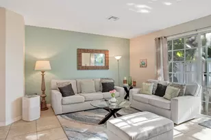 2353 SE 5th St, Pompano Beach, FL 33062 - Photo 8