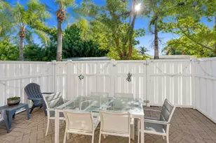 2353 SE 5th St, Pompano Beach, FL 33062 - Photo 14