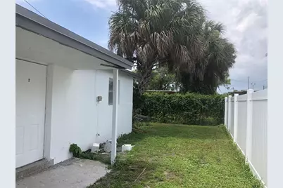 839 NW 14th Way #1, Fort Lauderdale, FL 33311 - Photo 8