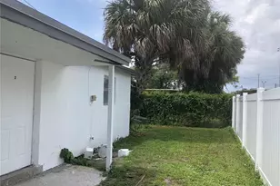 839 NW 14th Way, Fort Lauderdale, FL 33311 - Photo 8