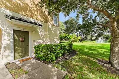 1561 SE Wilshire Place #204, Stuart, FL 34994 - Photo 2