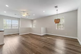 1561 SE Wilshire Pl, Stuart, FL 34994 - Photo 4