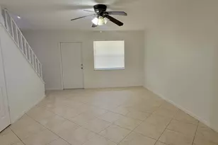 2018 S 10th St, Fort Pierce, FL 34950 - Photo 2