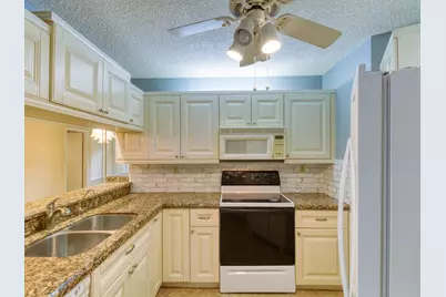23078 Oxford Place #Apt D, Boca Raton, FL 33433 - Photo 18