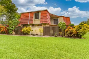 23078 Oxford Pl, Boca Raton, FL 33433 - Photo 1