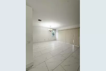 127 Saratoga Boulevard W, Royal Palm Beach, FL 33411 - Photo 24