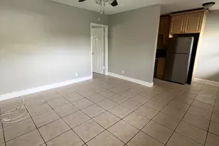 2016 NE 17th Ct, Fort Lauderdale, FL 33305 - Photo 4
