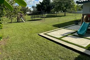14231 Lake Candlewood Ct, Miami Lakes, FL 33014 - Photo 10