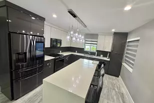 14231 Lake Candlewood Ct, Miami Lakes, FL 33014 - Photo 6