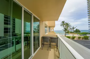 5440 N Ocean Dr, Singer Island, FL 33404 - Photo 2