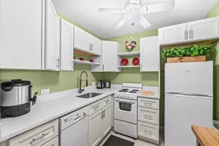 68 Suffolk B, Boca Raton, FL 33434 - Photo 2