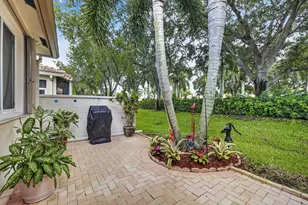 2260 Sapphire Cir, West Palm Beach, FL 33411 - Photo 50