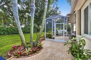 2260 Sapphire Cir, West Palm Beach, FL 33411 - Photo 44