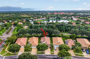 2260 Sapphire Cir, West Palm Beach, FL 33411 - Photo 54