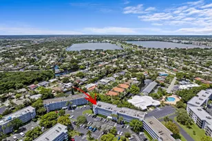 113 Royal Pk Dr, Oakland Park, FL 33309 - Photo 2