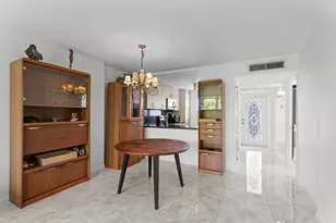 113 Royal Pk Dr, Oakland Park, FL 33309 - Photo 6
