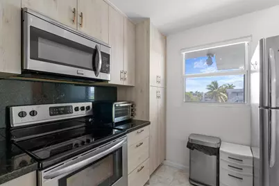 113 Royal Park Drive #4A, Oakland Park, FL 33309 - Photo 8