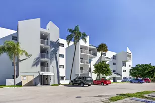 2840 NE 14th Street Causeway, Pompano Beach, FL 33062 - Photo 2