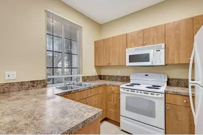 1302 Lucaya Drive, Riviera Beach, FL 33404 - Photo 12