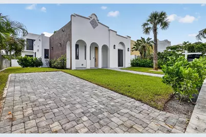 810 34th Street, West Palm Beach, FL 33407 - Photo 1