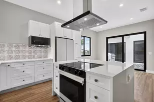 810 34th St, West Palm Beach, FL 33407 - Photo 12