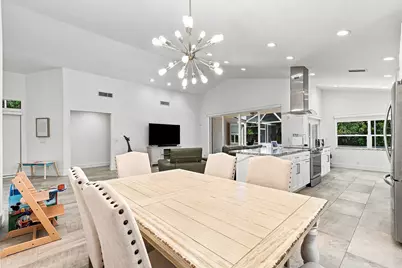 1031 NW 108th Avenue, Plantation, FL 33322 - Photo 10