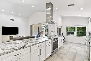 1031 NW 108th Ave, Plantation, FL 33322 - Photo 12