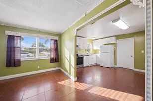130 NE 21st Ct, Pompano Beach, FL 33060 - Photo 4