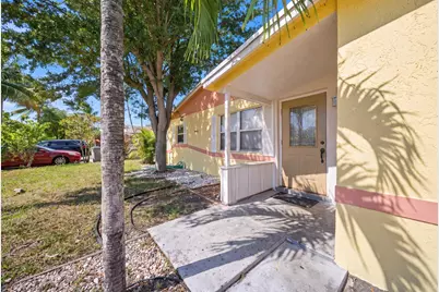 130 NE 21st Court, Pompano Beach, FL 33060 - Photo 2