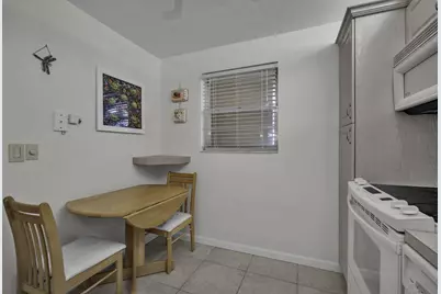 3231 Holiday Springs Boulevard #306, Margate, FL 33063 - Photo 4