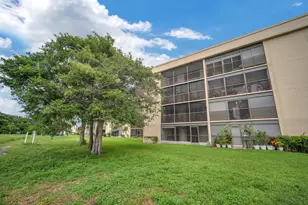 3231 Holiday Springs Blvd, Margate, FL 33063 - Photo 18