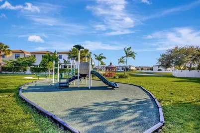 3002 Butternut Lane, Riviera Beach, FL 33410 - Photo 44