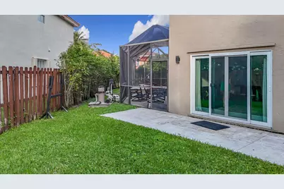 3123 Sunset Circle, Margate, FL 33063 - Photo 16
