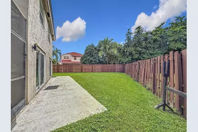 3123 Sunset Circle, Margate, FL 33063 - Photo 22