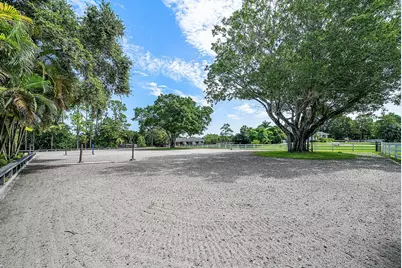 14565 Belmont Trace #(Barn), Wellington, FL 33414 - Photo 18